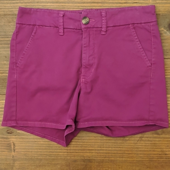 AMERICAN EAGLE Hi-Rise Shortie Chino Shorts - Picture 1 of 4